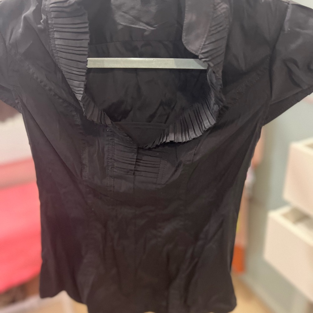 Express short sleve blouse